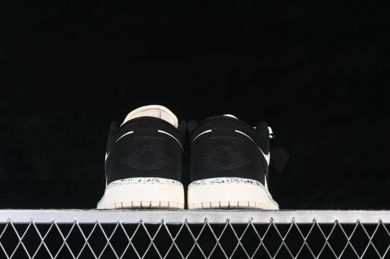 All categories Air Jordan Jordan series basketball shoes Air Jordan 1 Low Air Jordan 1 Low AJ1 Joe 1 black powder low-top basketball shoes DC0774-003